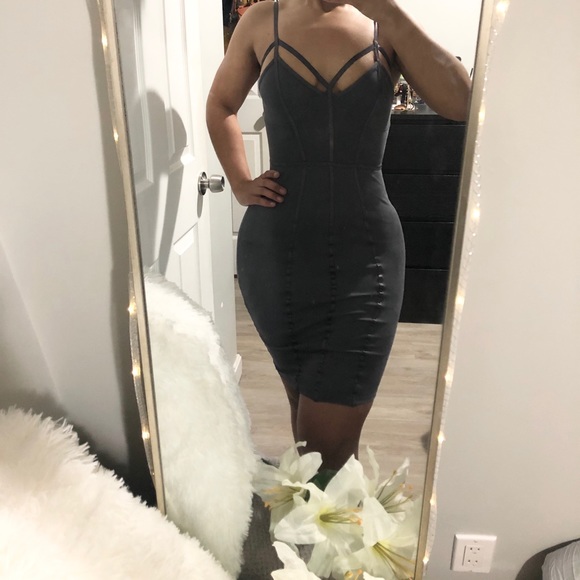 🎉🎉HOST PICK🎉🎉SALE‼️🎉NWOT🌹Smokey Grey Dress🌹 - Picture 4 of 6